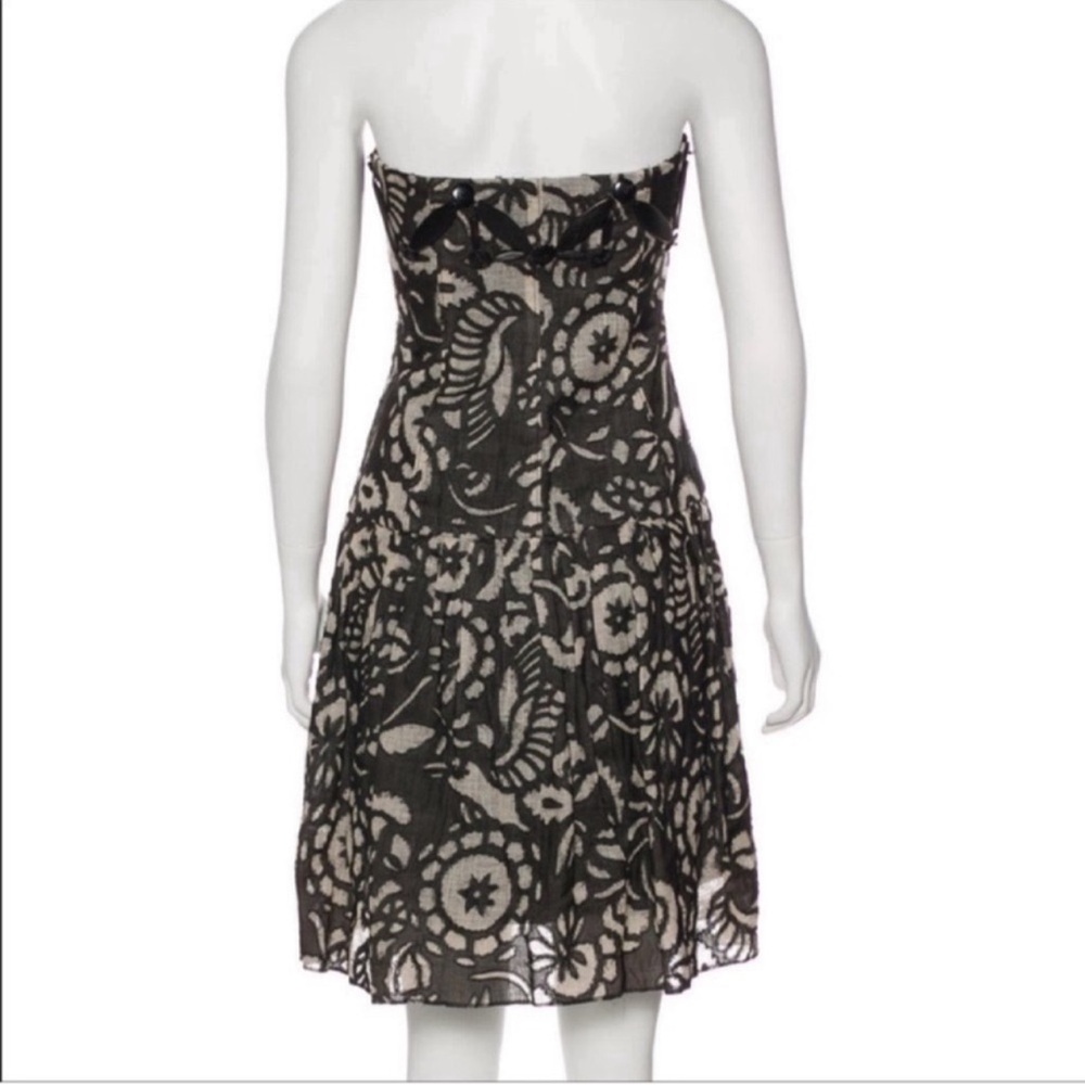 NEW RUNWAY DVF DRESS - Picture 5 of 8